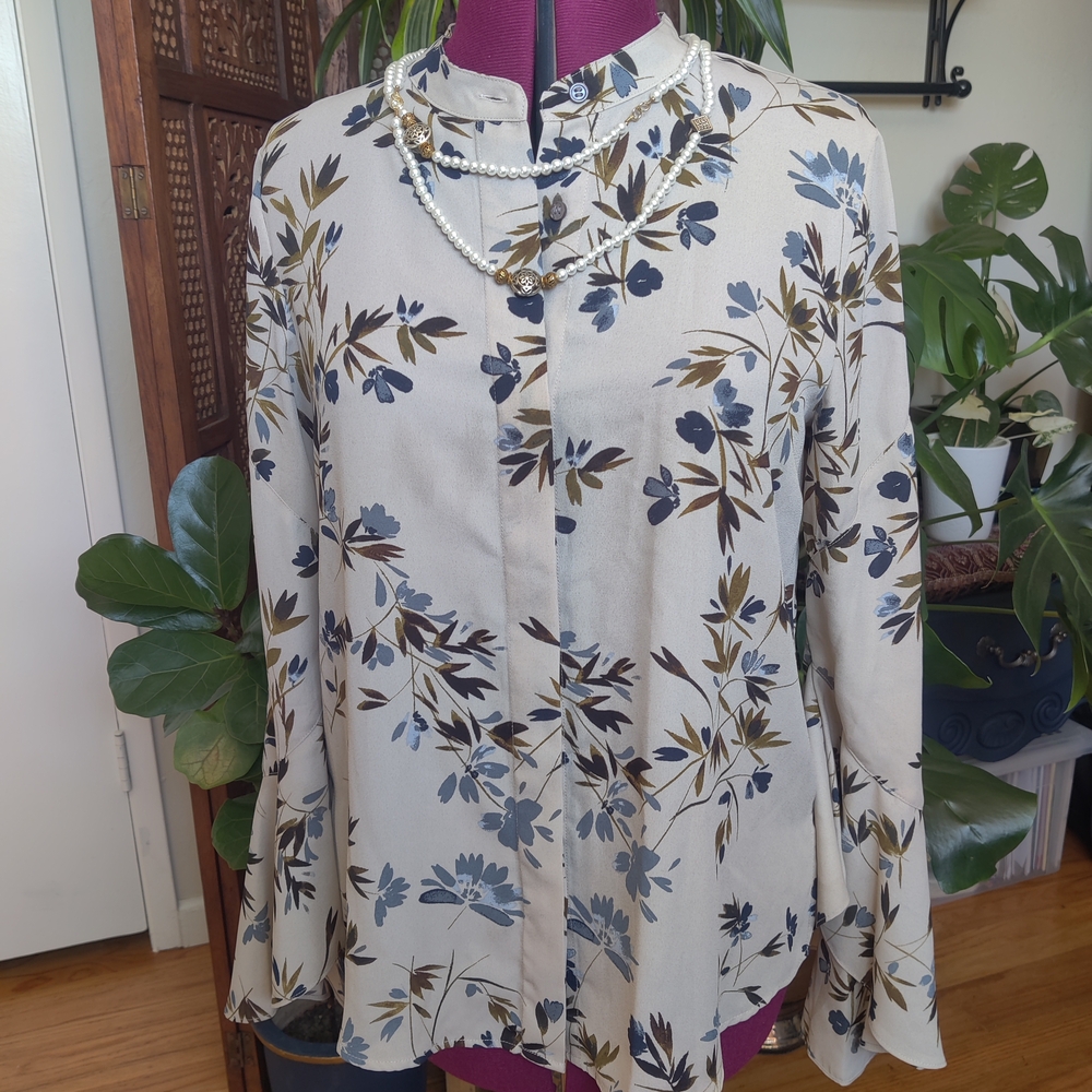 Vince Camuto Cream and Blue Floral Blouse